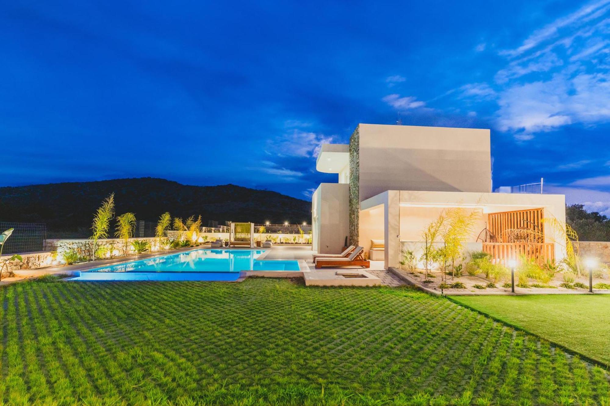 Aiolia Villa *