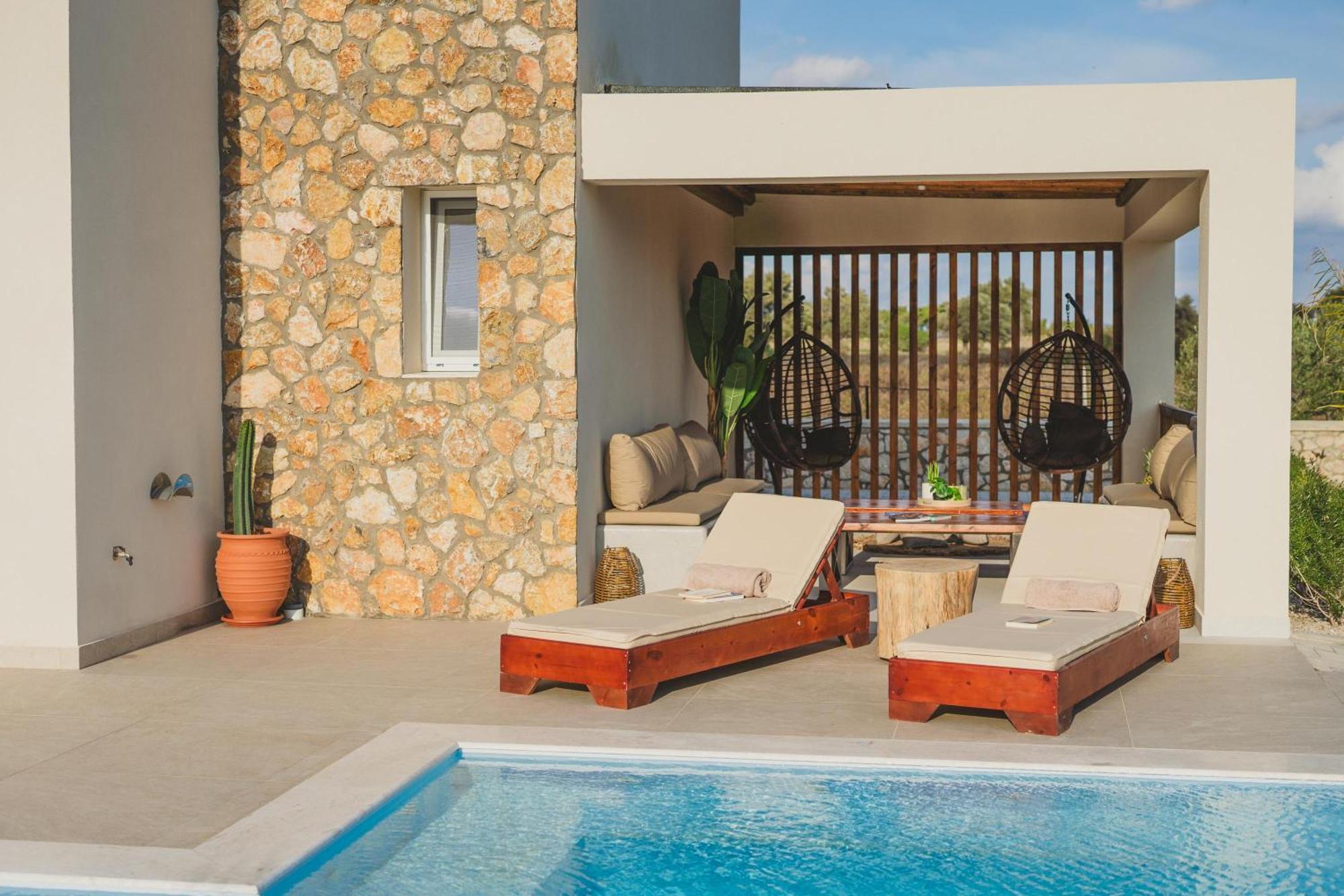 Aiolia Villa *